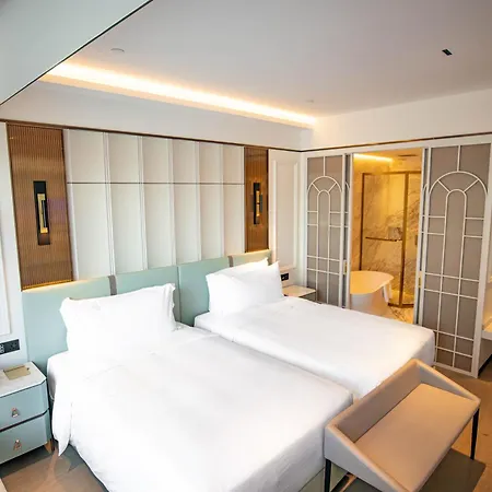 Yoho Treasure Island Hotel-2