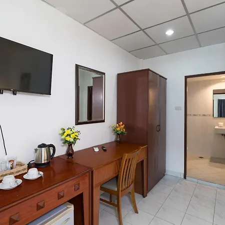 Bevans Place Karon-2