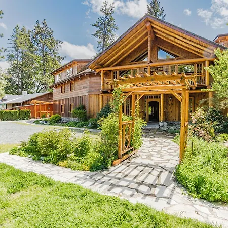 The Lindsay Lodge-3
