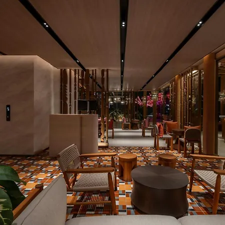Moxy Bangkok Ratchaprasong-3