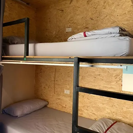 Cozy Hub Hostel-3