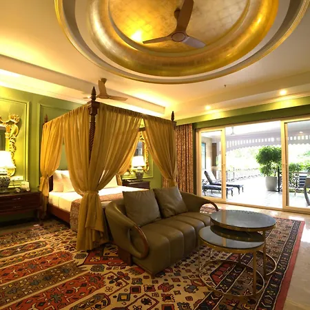 Mayfair Oasis Resort & Convention-2