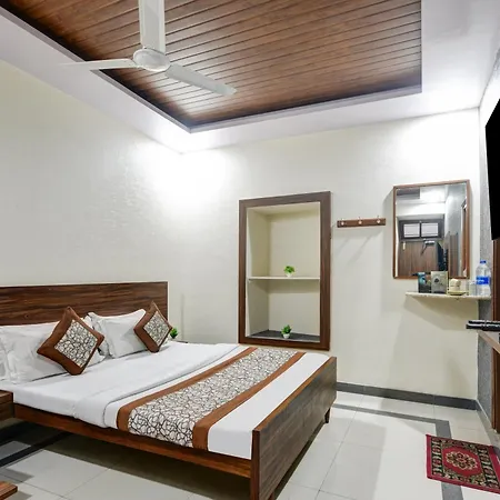 Hotel New Royal Just Near Old Delhi Railway Station And Red Fort-3