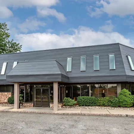 Amwell Suites-3
