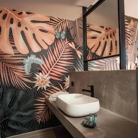 The Palms Concept Hotel Adults Only 16 Plus-3
