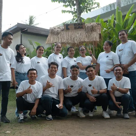 Tika Lombok-3