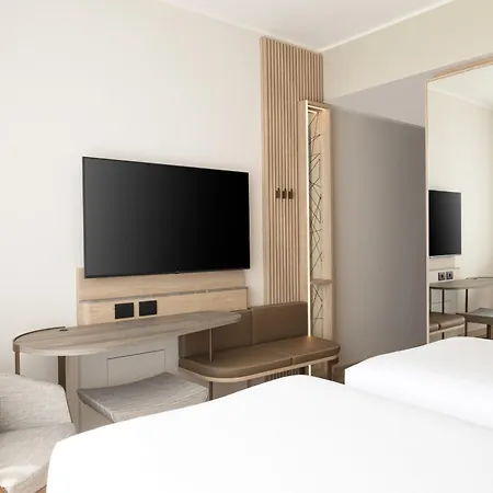 Courtyard By Marriott Milano Linate-3