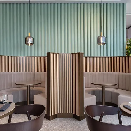 Courtyard By Marriott Milano Linate-3