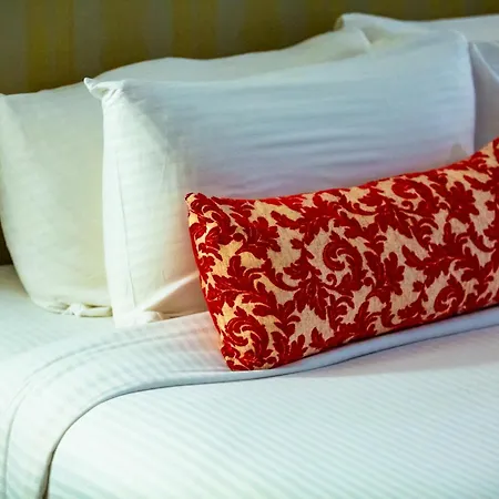 The Grand Royal Swiss Hotel-3