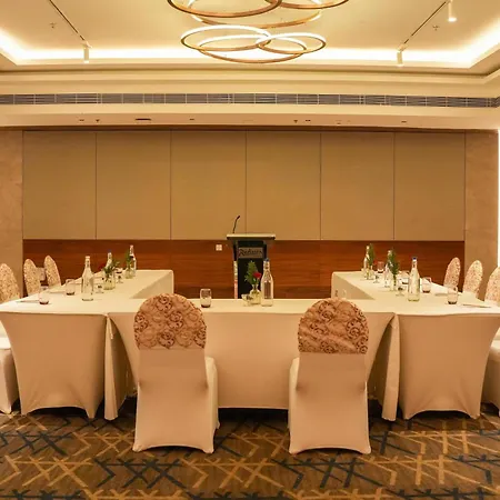 Radisson Hotel Vrindavan-3