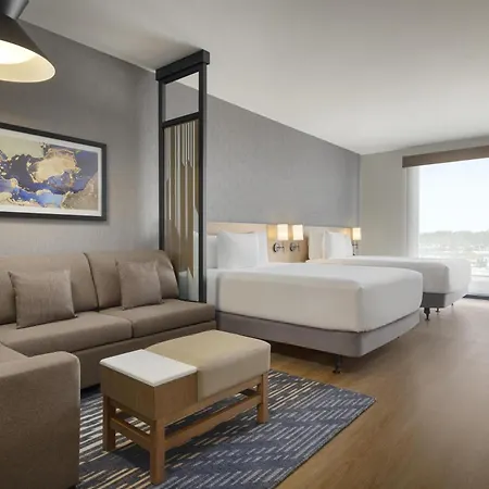 Hyatt Place Windsor-2