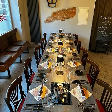 1A Hotel Zimmer frei-3