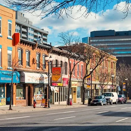 Signature Stay Inn & Suites - Downtown Hamilton-2