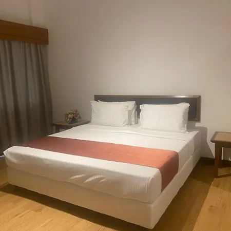 103 Hotel-3
