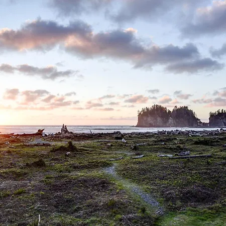 Quileute Oceanside Resort-2