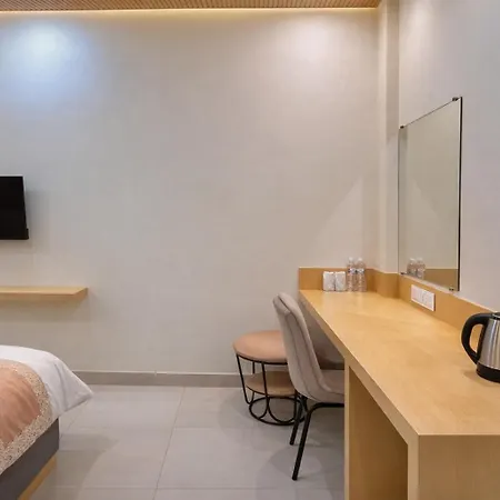 Hotel Manas Inn-3