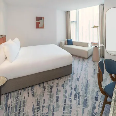 Dorsett Hotel Canary Wharf-3