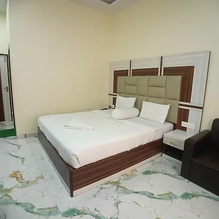 Elegant Beach Resort-3
