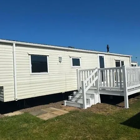 Eyemouth Caravan For Rent-2