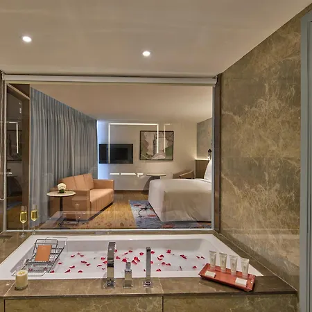 Iconiqa - The Lifestyle Hotel Of Mumbai-2