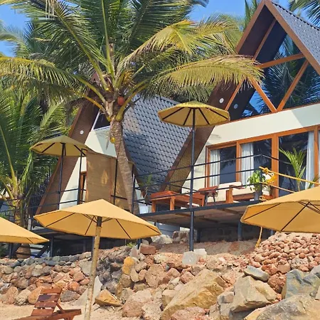 Colomb Sea View Cottages-2