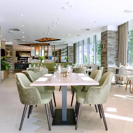 Hilton Garden Inn Brussels Airport-2