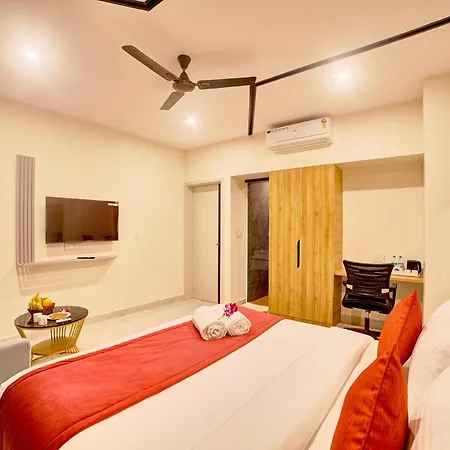 Gateway Transit Hotel-2