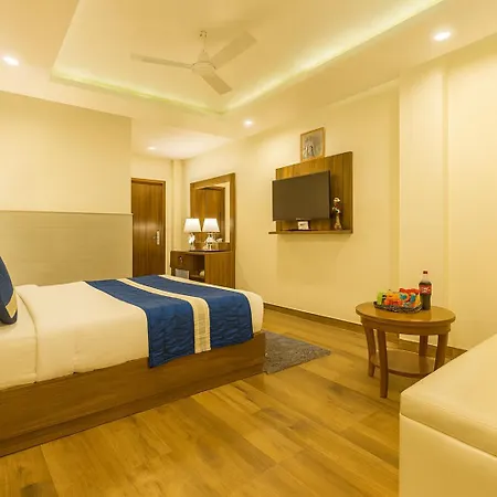 Opo Viva Premium Delhi Aerocity Free Airport Pick Up Or Drop-3