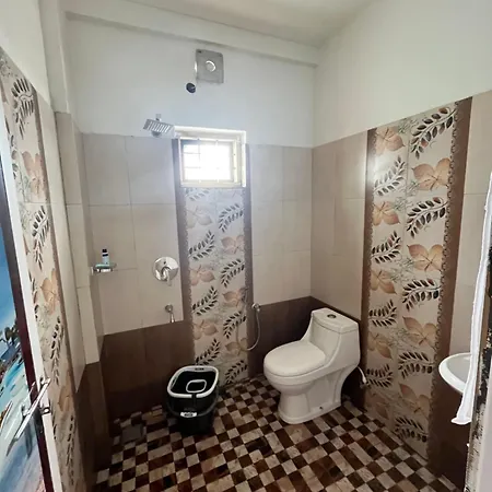 Sree Chakra Tourist Home Guruvayoor-2