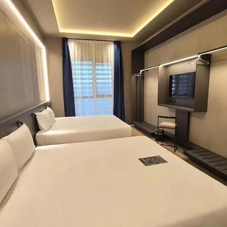 Kira Suites Hotel Milano-3