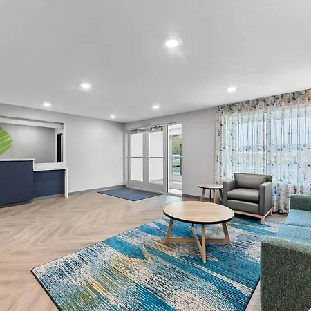 Woodspring Suites Wilmington Riverfront-2
