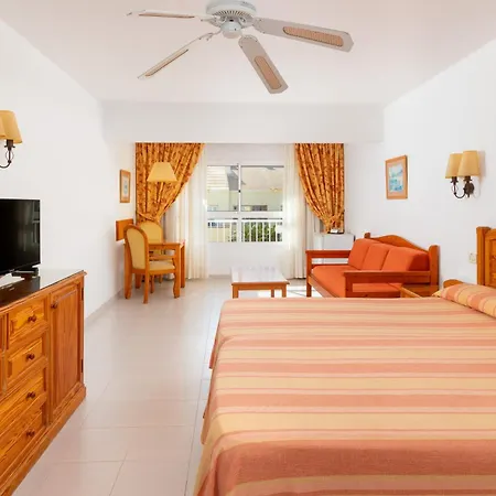Hotel Riu Oliva Beach Resort-3