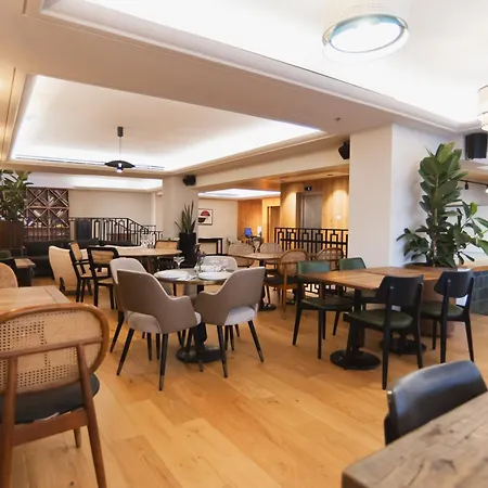 Hotel 7 Sea Front Tlv-3