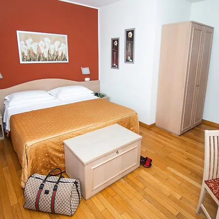 Hotel La Colonna-3