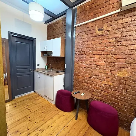 Taksim green suite-3