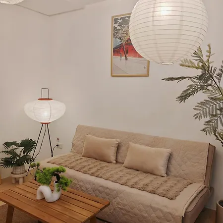 Spacious Studio Qc, Manila-2