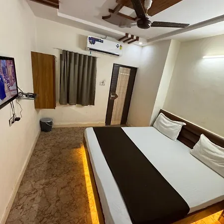 Hotel Kinara Inn-3