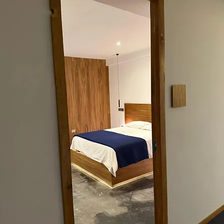 Hosteria 7-3