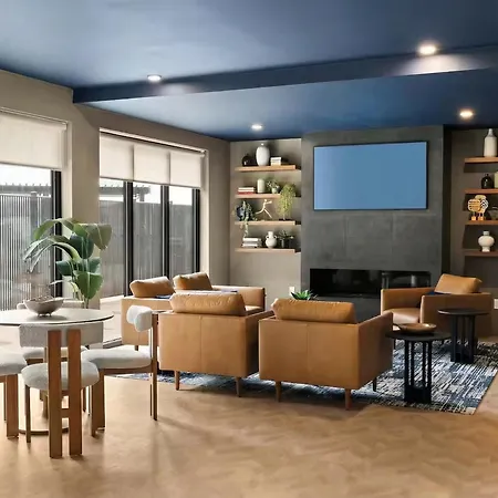 Luxury Apartments By Hyatus White Plains-2