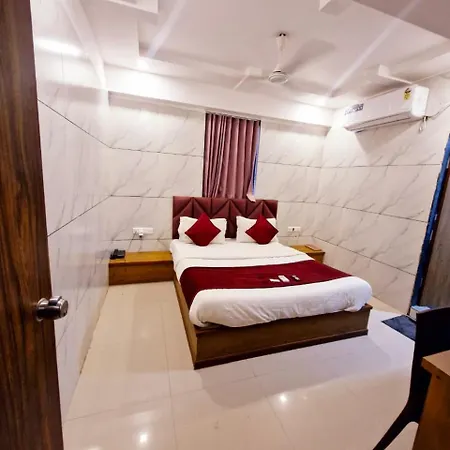 Hotel The Grand Pritam-2