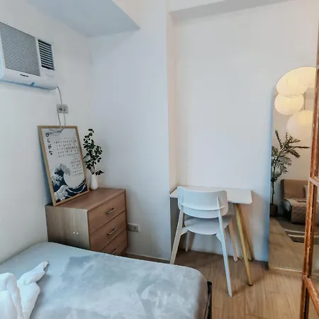 Spacious Studio Qc, Manila-3