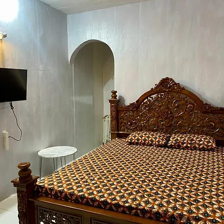Parikesit Guest House-3