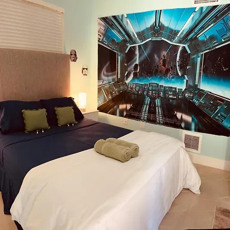 Atrium Star Wars-Themed Design District-2