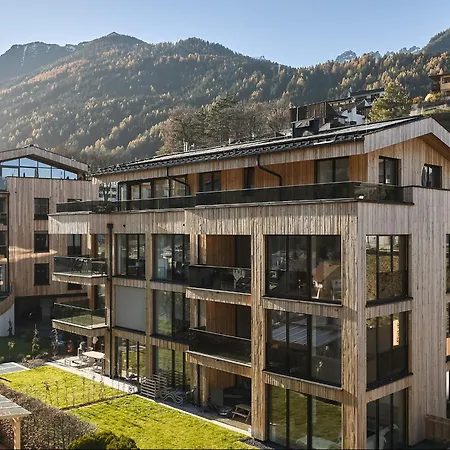 Laerchenlodge Skyspa And Rooftop Pool Inklusive Stubai Supercard-3