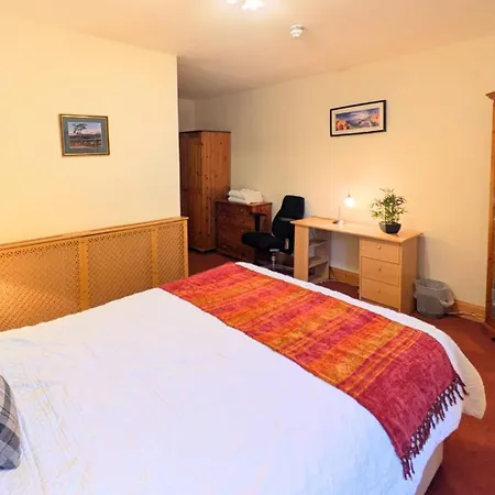 Ensuite Double Rooms -Self-Catering In Shared Kitchen-2