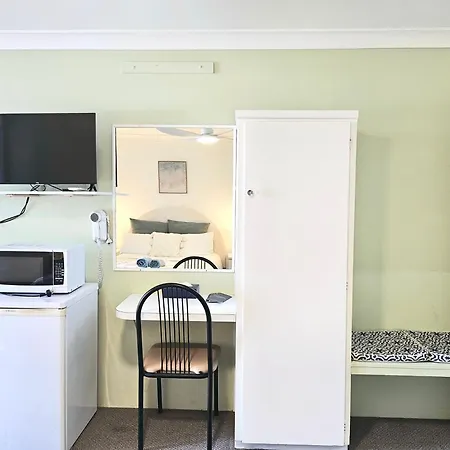 Mollymook Ocean View Motel - Welcoming Guests 18 Years And Older (Adults Only)-3