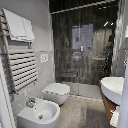 Riviera Suites - By Be Your Home-2