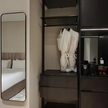 Nur Outline Aparthotel-3