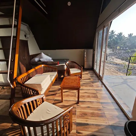 Colomb Sea View Cottages-3