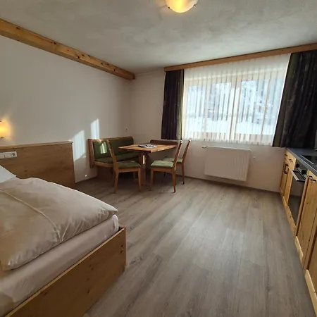 Apparthotel Kirchgasser-3